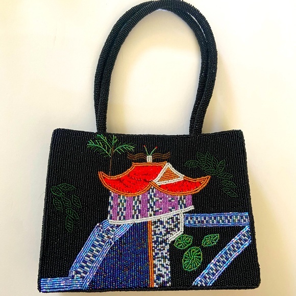 Handbags - Fully beaded purse